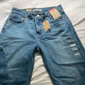 Levi’s Low Pro Straight Jeans
